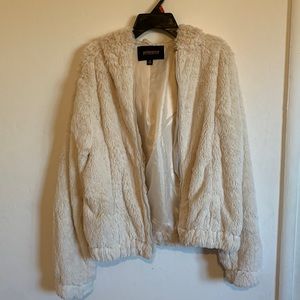 Ambiance fuzzy jacket